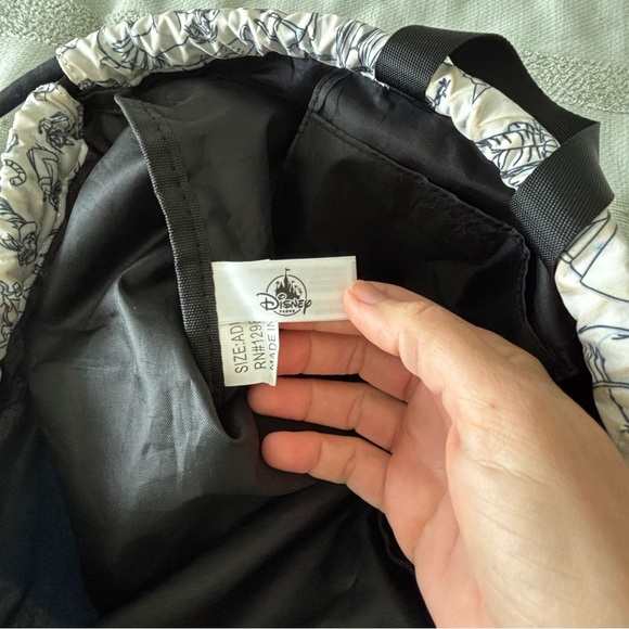 Disney Ink & Paint Cinch Sack - Picture 4 of 5